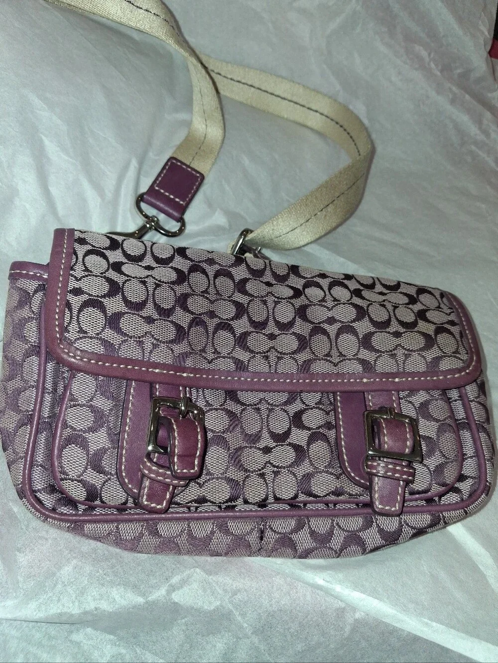 Coach Women's Purple Signature Pattern Crossbody Bag - Picture 1 of 8